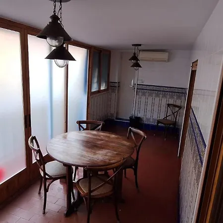 Apartamentos Casa May 2 - Centro Benidorm- Solo Mayores De 30 Anos Y Familias Esterno foto